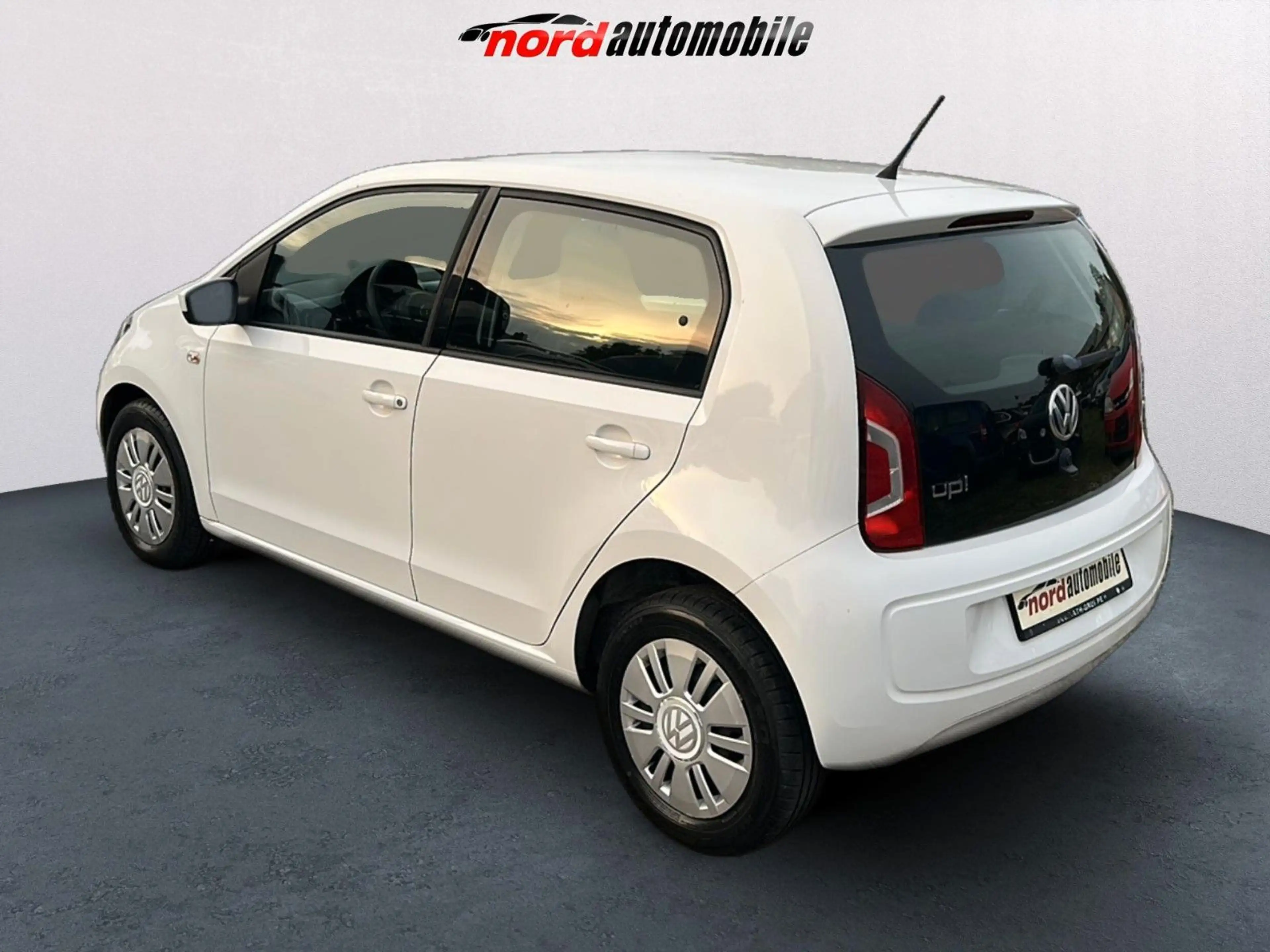 Volkswagen up! move up!° 1.Hand °Klima °4Tür °el.FH °Tüv° — photo 3