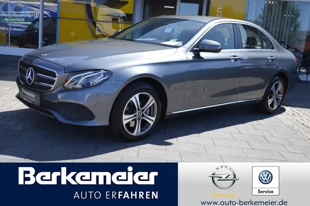 Mercedes-Benz E 200 4Matic/Avantgarde/AHK/LED High Perf./Kamera/Navi