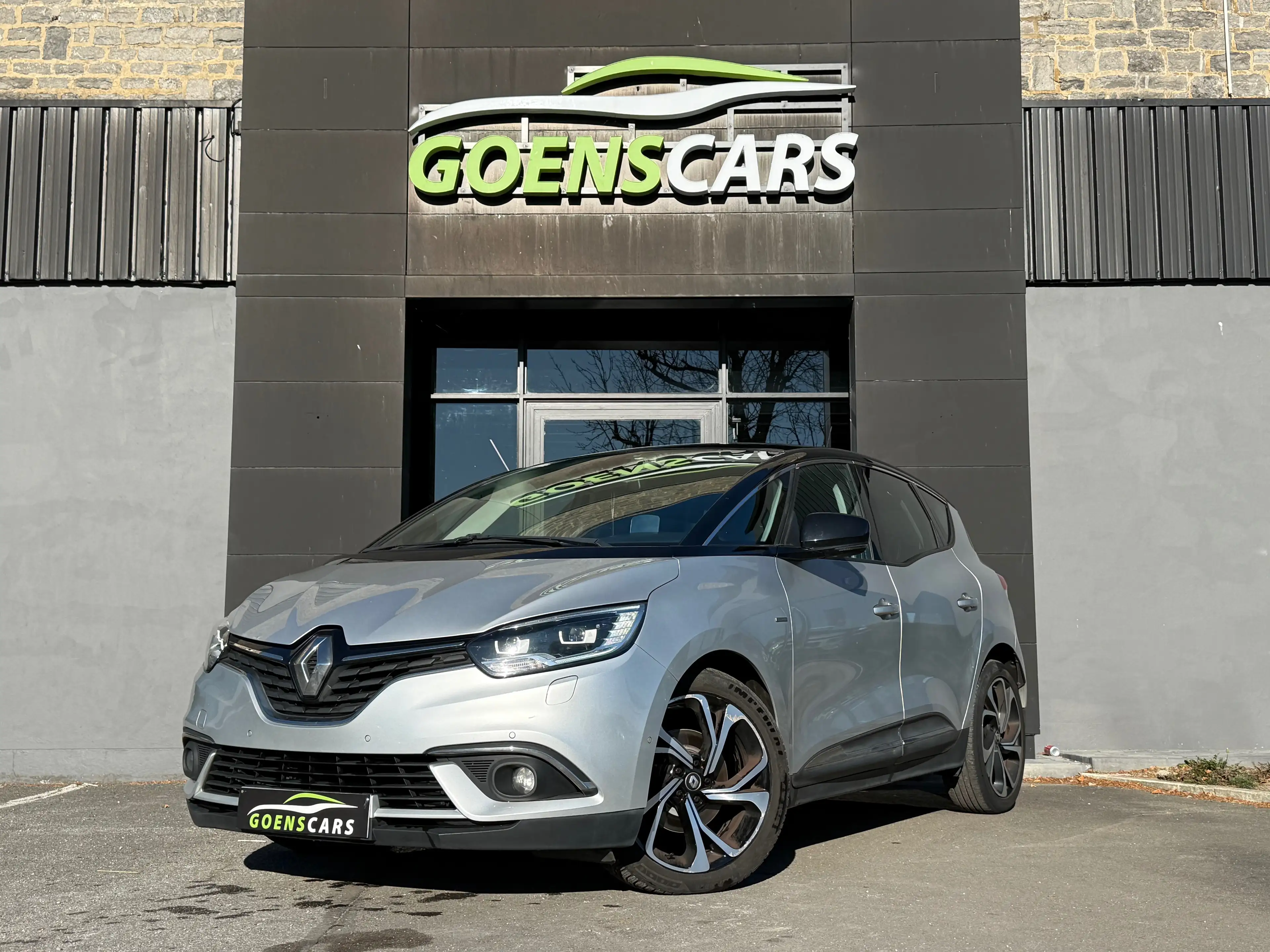 Renault Scenic Scenic 1.5DCi BOÎTE AUTO,BOSE,CLIM,RADARS,CAMÉRA,CRUISE…