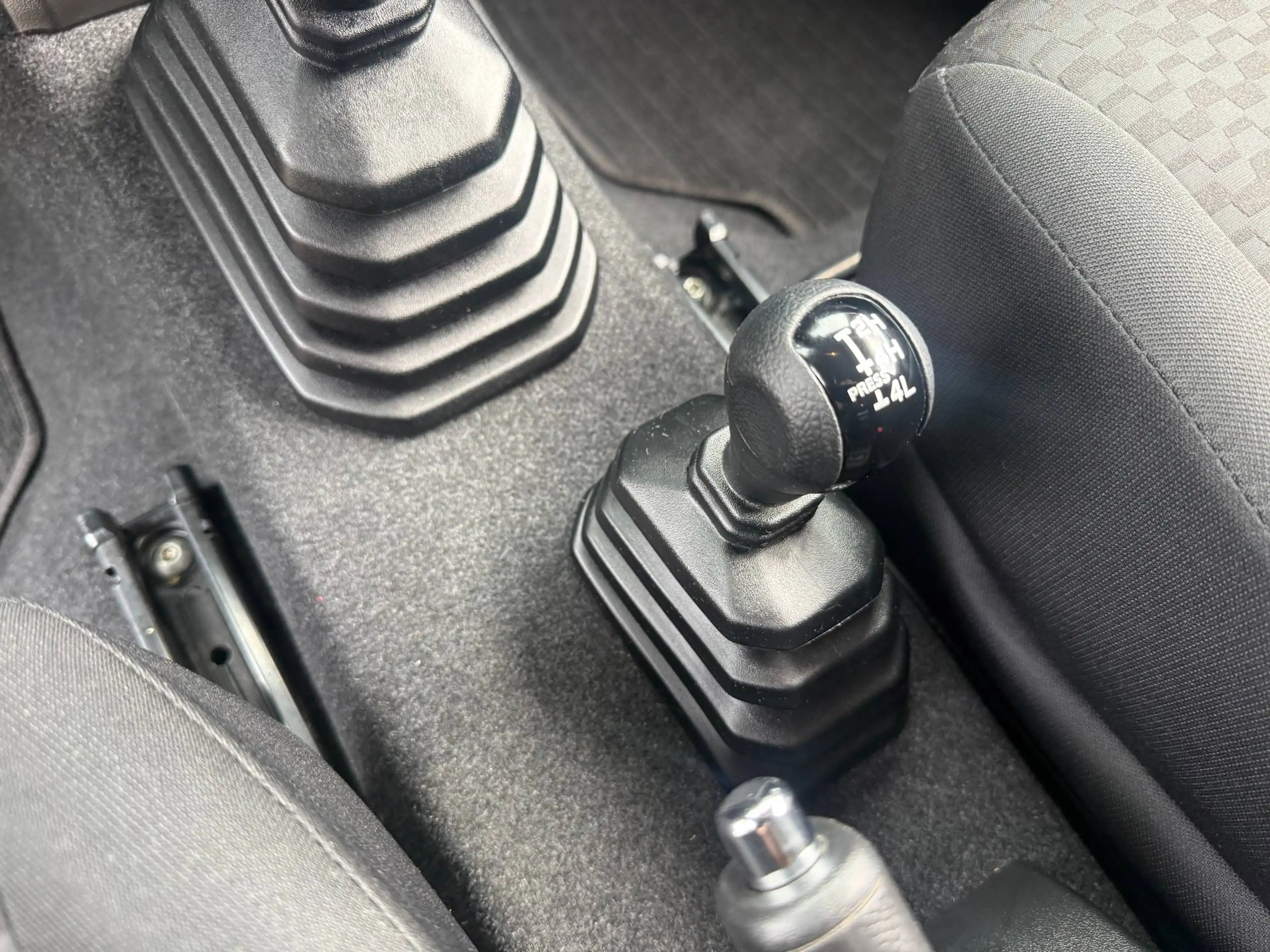 Suzuki Jimny 1,5 Allgrip N1 inkl. Standheizung — photo 14