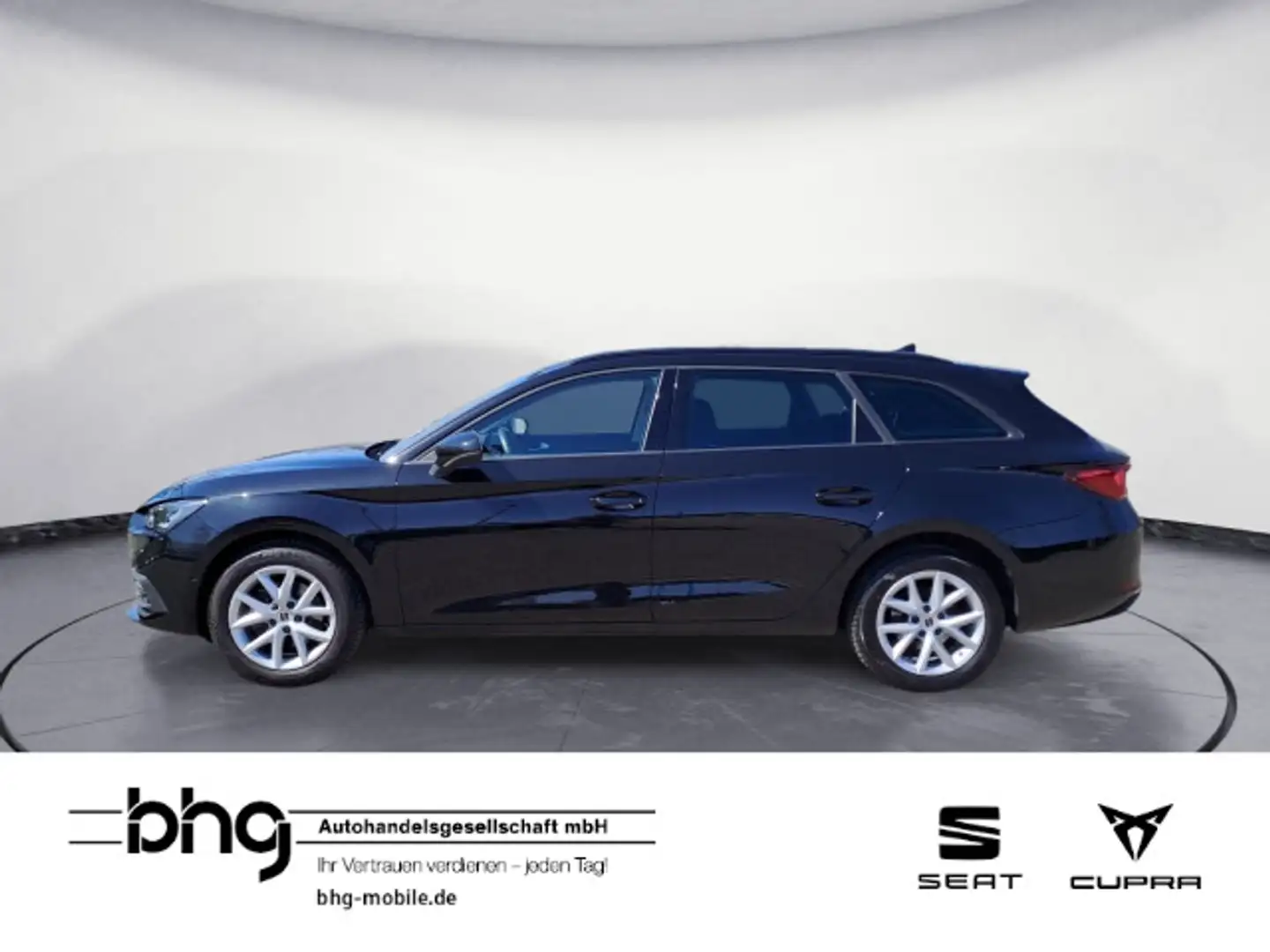 SEAT Leon Sportstourer 1.5 eTSI DSG Style Climatronic Schwarz - 2