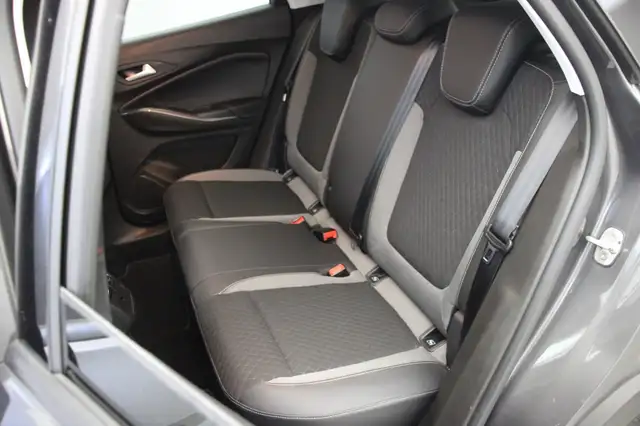 Opel Grandland X view 12