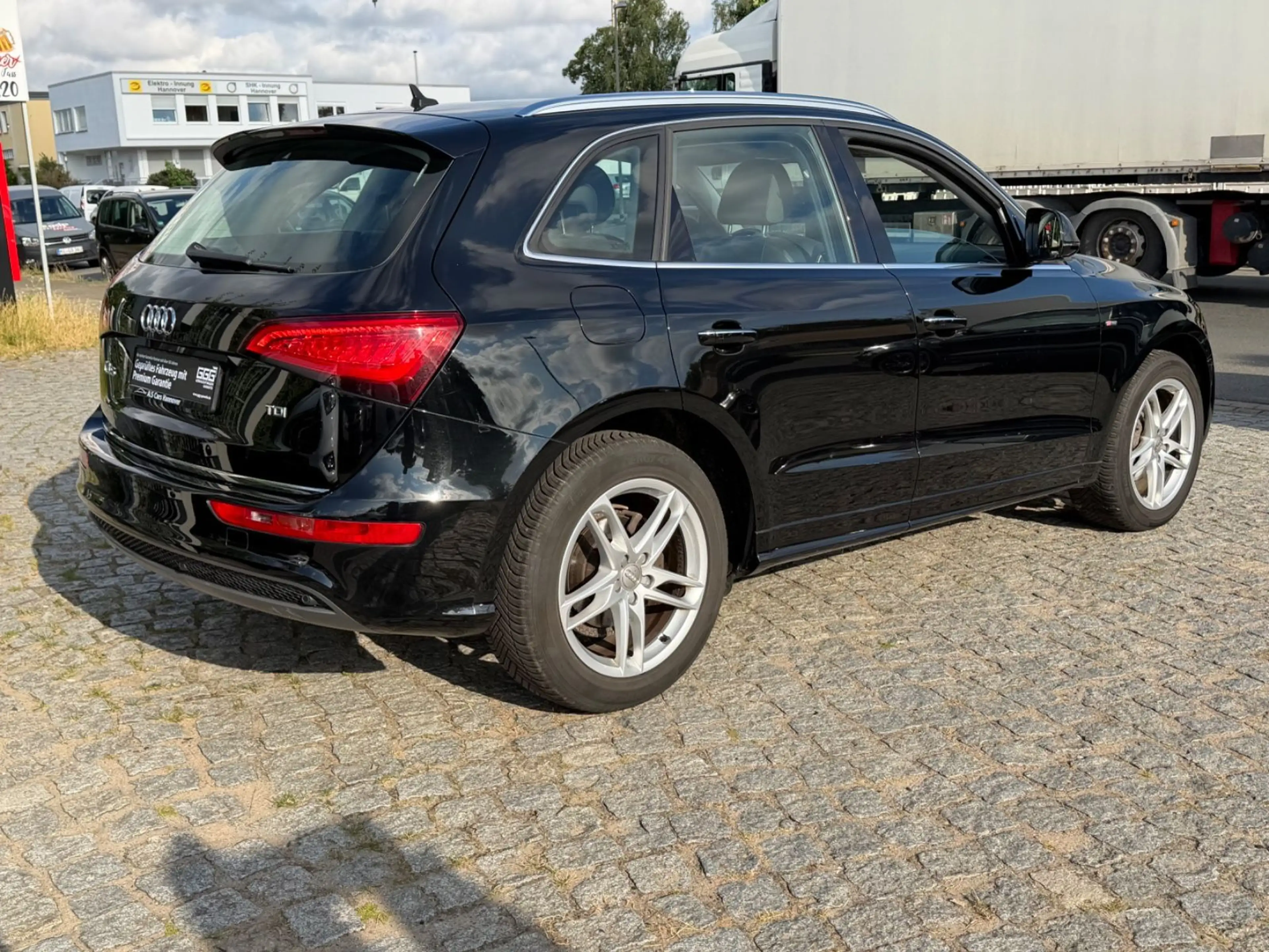 Audi Q5 2.0 TDI S line*Leder*Xenon*Euro6 — photo 8