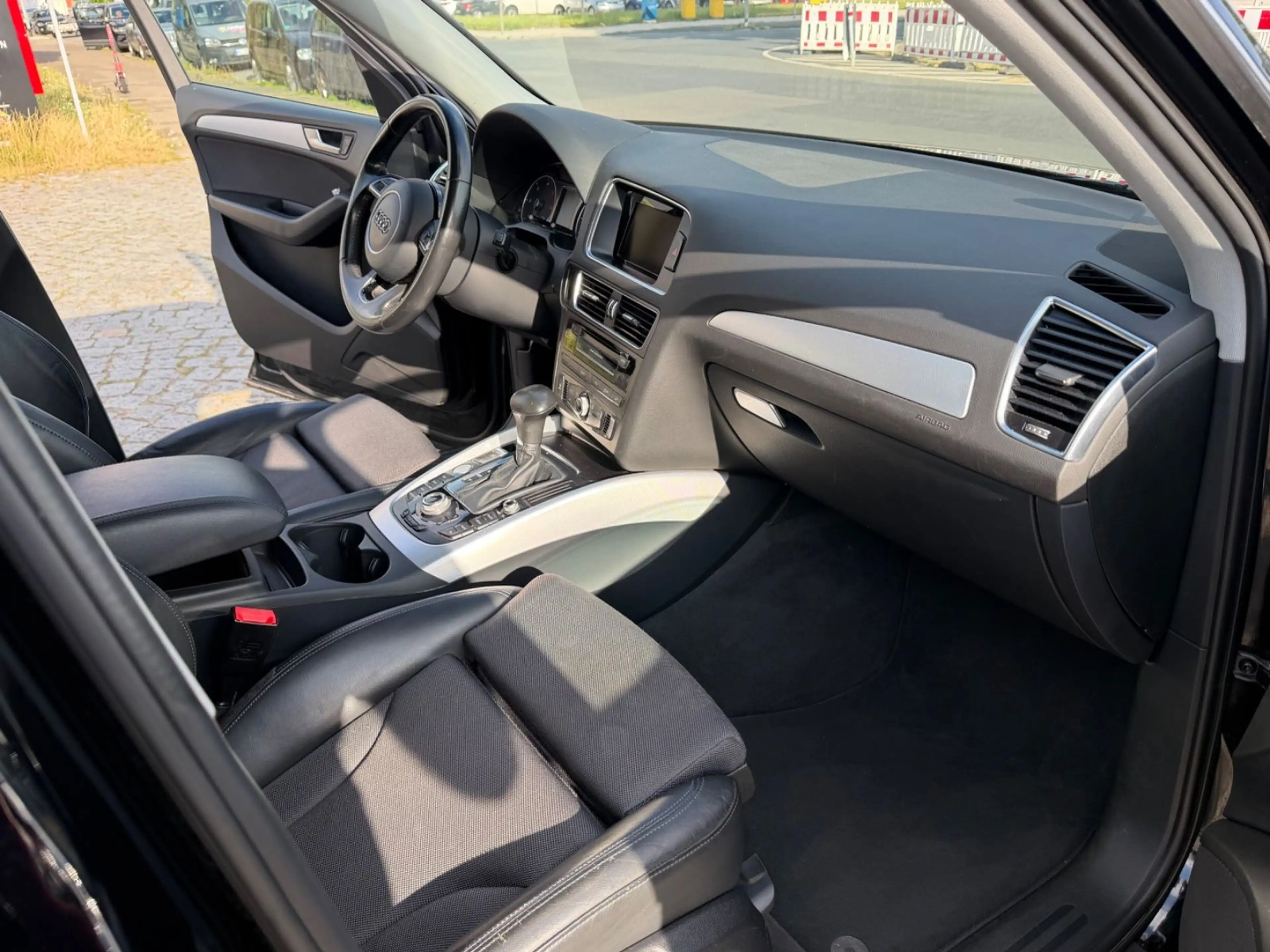 Audi Q5 2.0 TDI S line*Leder*Xenon*Euro6 — photo 18