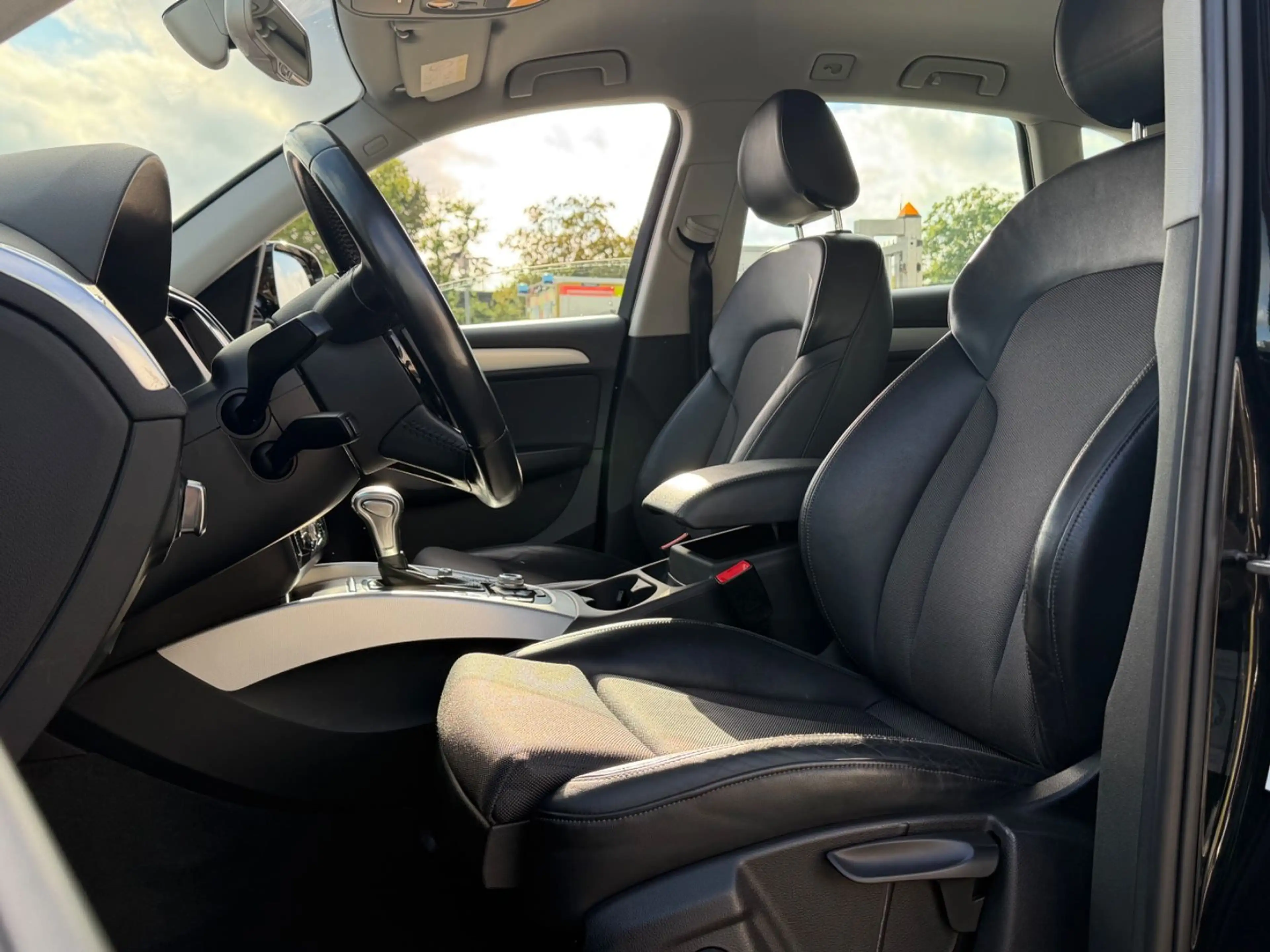 Audi Q5 2.0 TDI S line*Leder*Xenon*Euro6 — photo 11