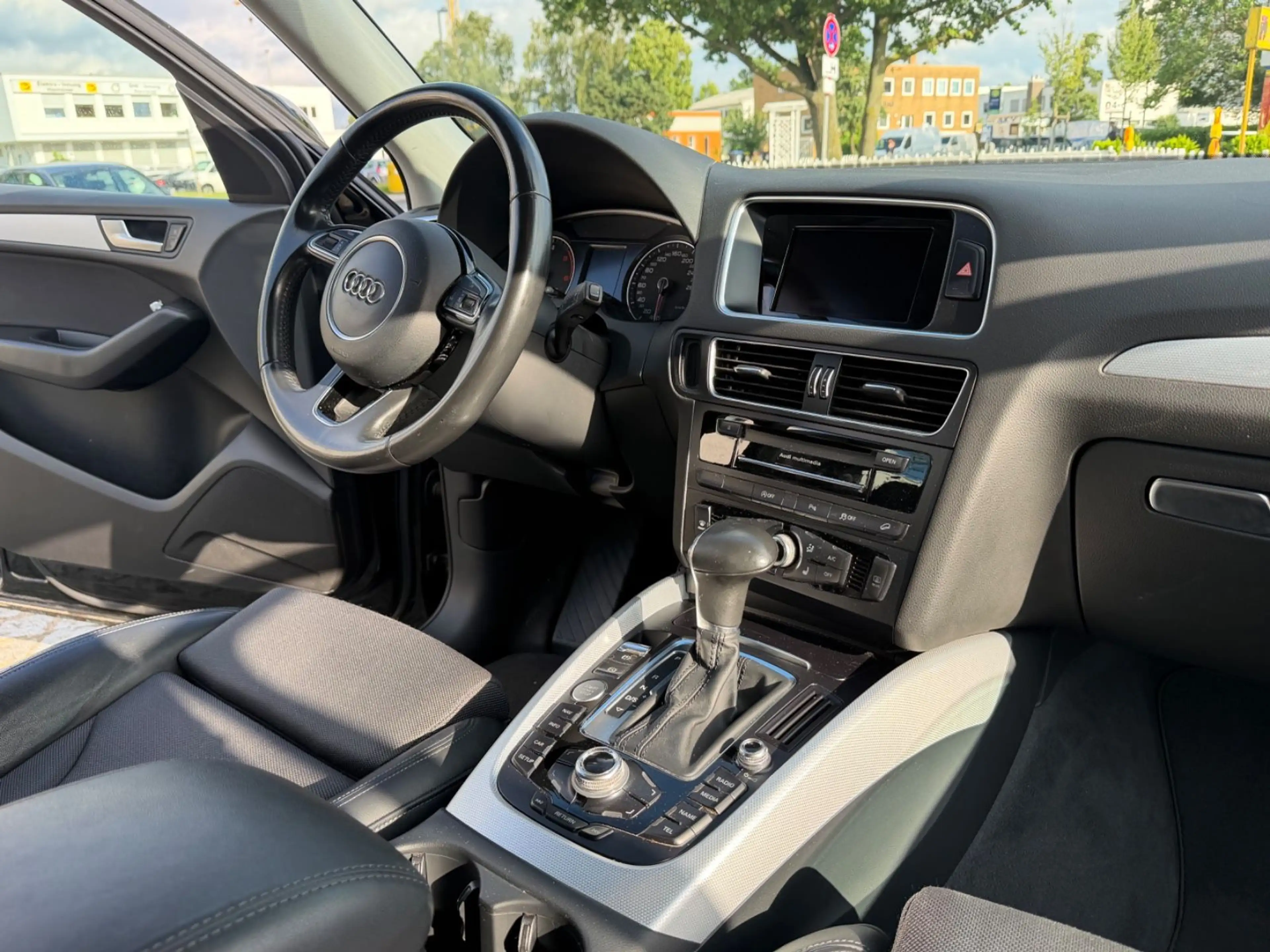 Audi Q5 2.0 TDI S line*Leder*Xenon*Euro6 — photo 17