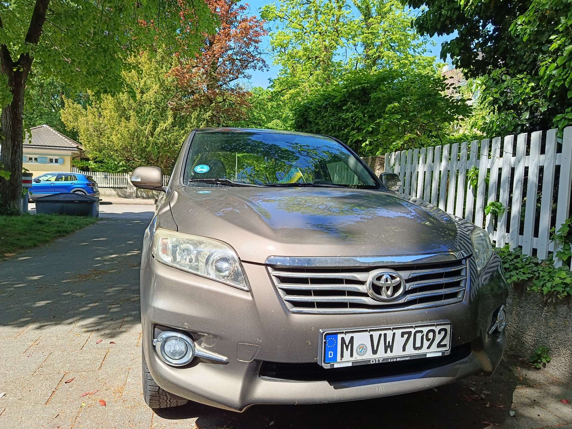 Second hand Toyota Rav4 2.0