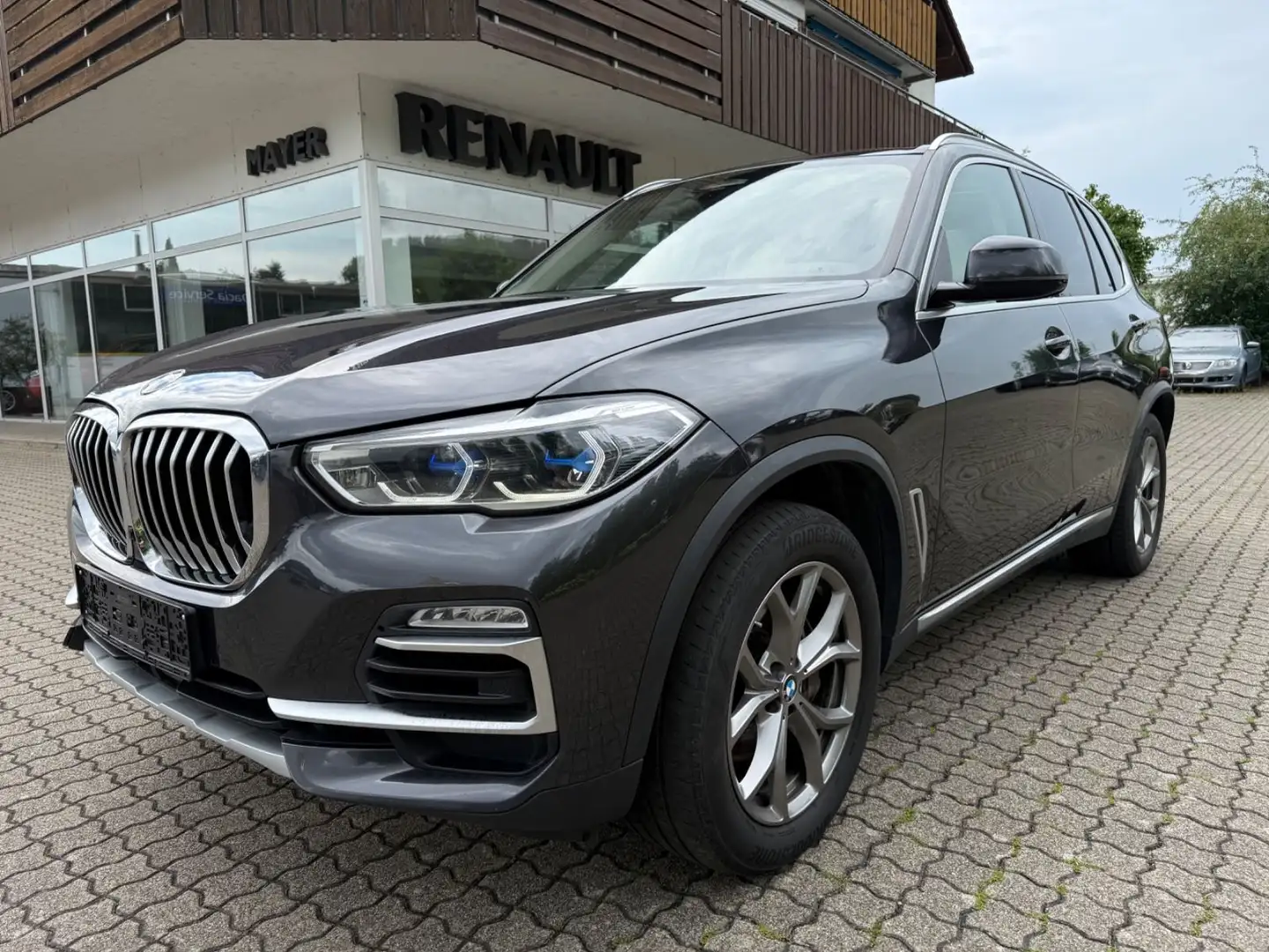 BMW X5 xDrive 30 d xLine*PANO*HUD*LUFTFEDER*EU6dT* Grau - 1