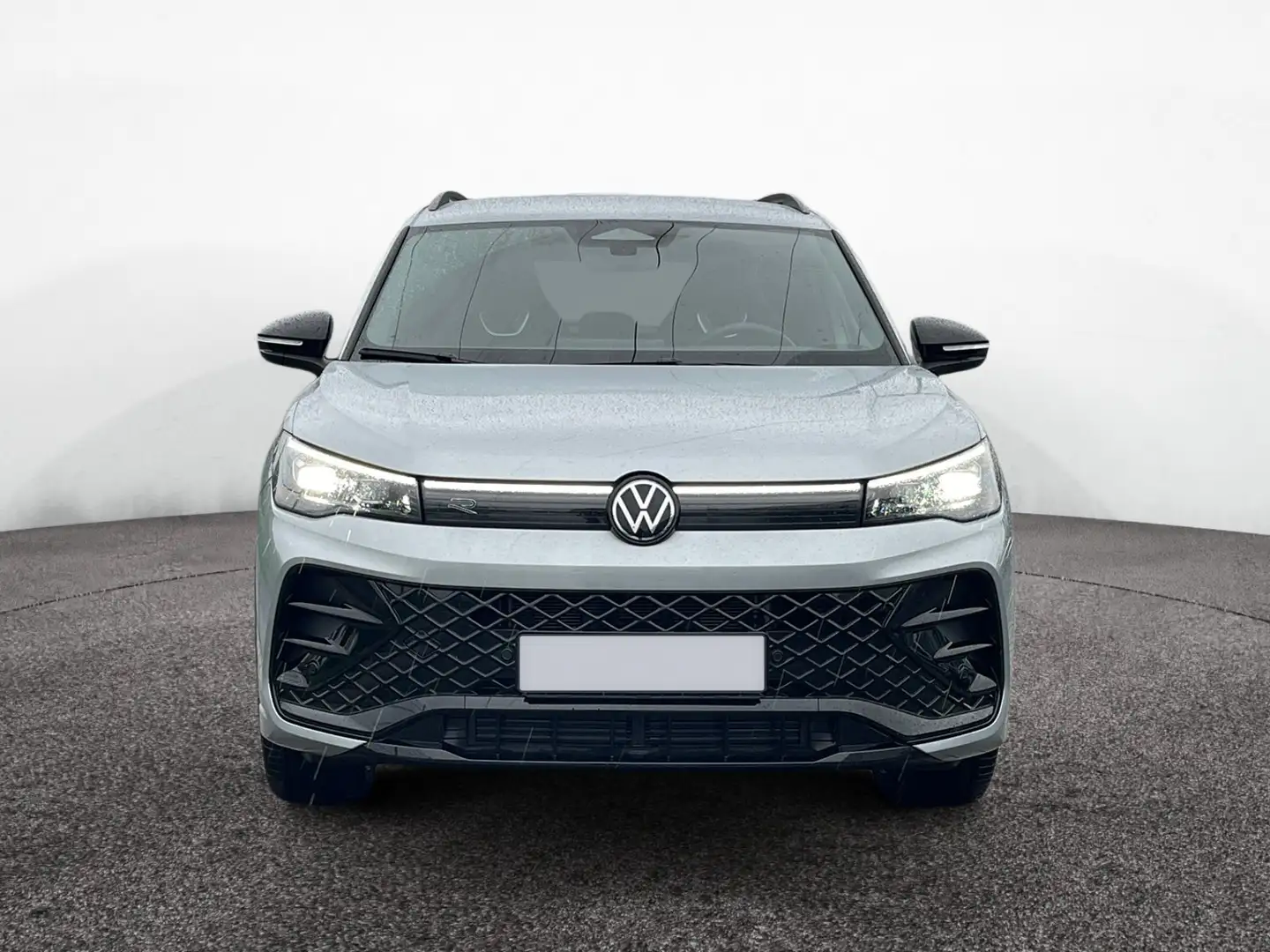 Volkswagen Tiguan 2.0 DSG TDI R-LINE|20"|AHK|NAVI|BLACKSTYL Silber - 2