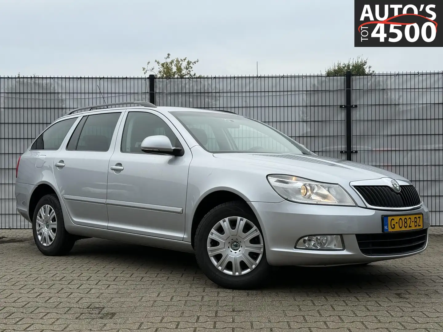 Skoda Octavia Combi 1.4 TSI Ambition Business Line Trekhaak! Grijs - 1