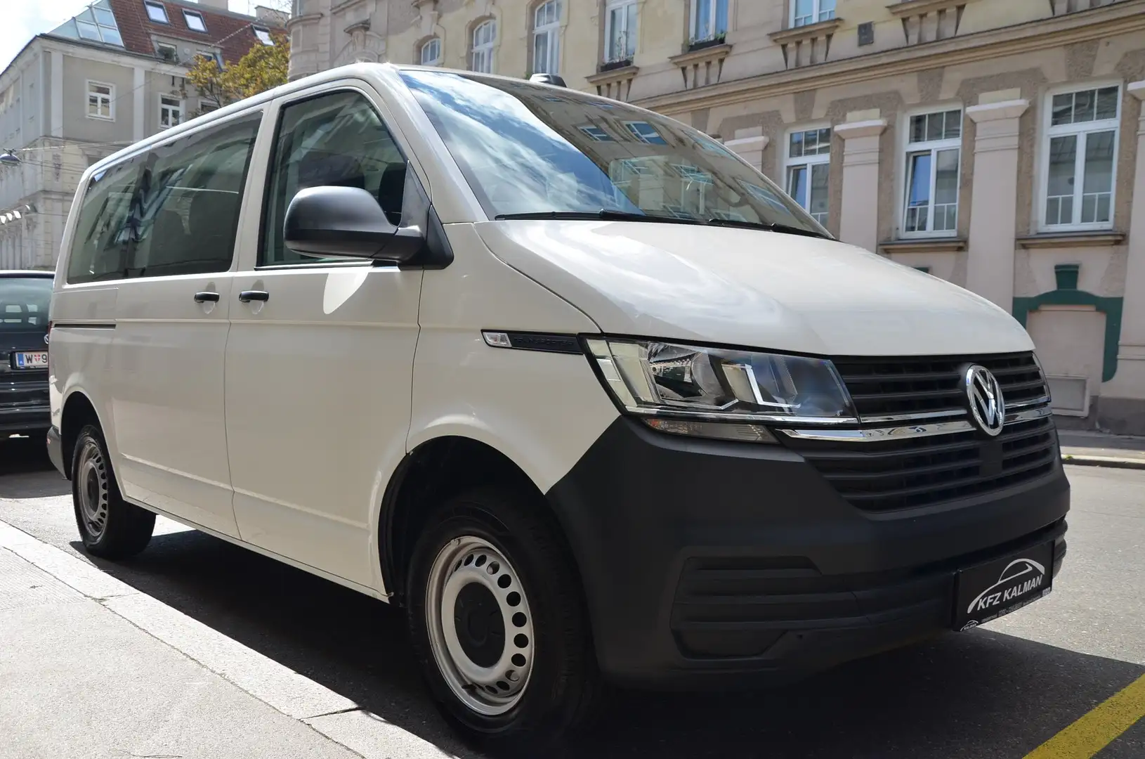 Volkswagen T6.1 Kombi FWD Weiß - 2