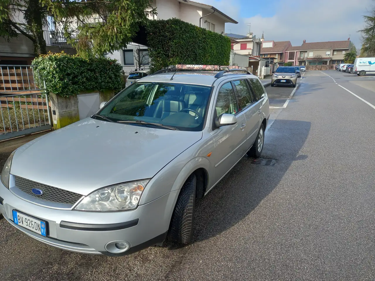 Ford Mondeo SW 2.0 tddi duratorq Ghia, foto 3