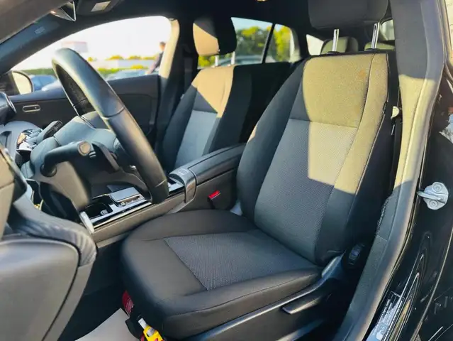 Mercedes-Benz Unknown Model view 9