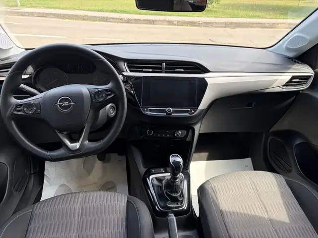 Opel Corsa view 7