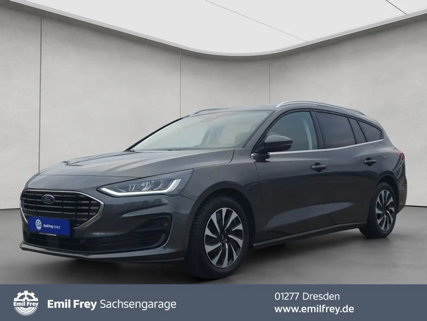 Ford Focus Turnier 1.5 Diesel Aut. TITANIUM EDITION Šedá - 1