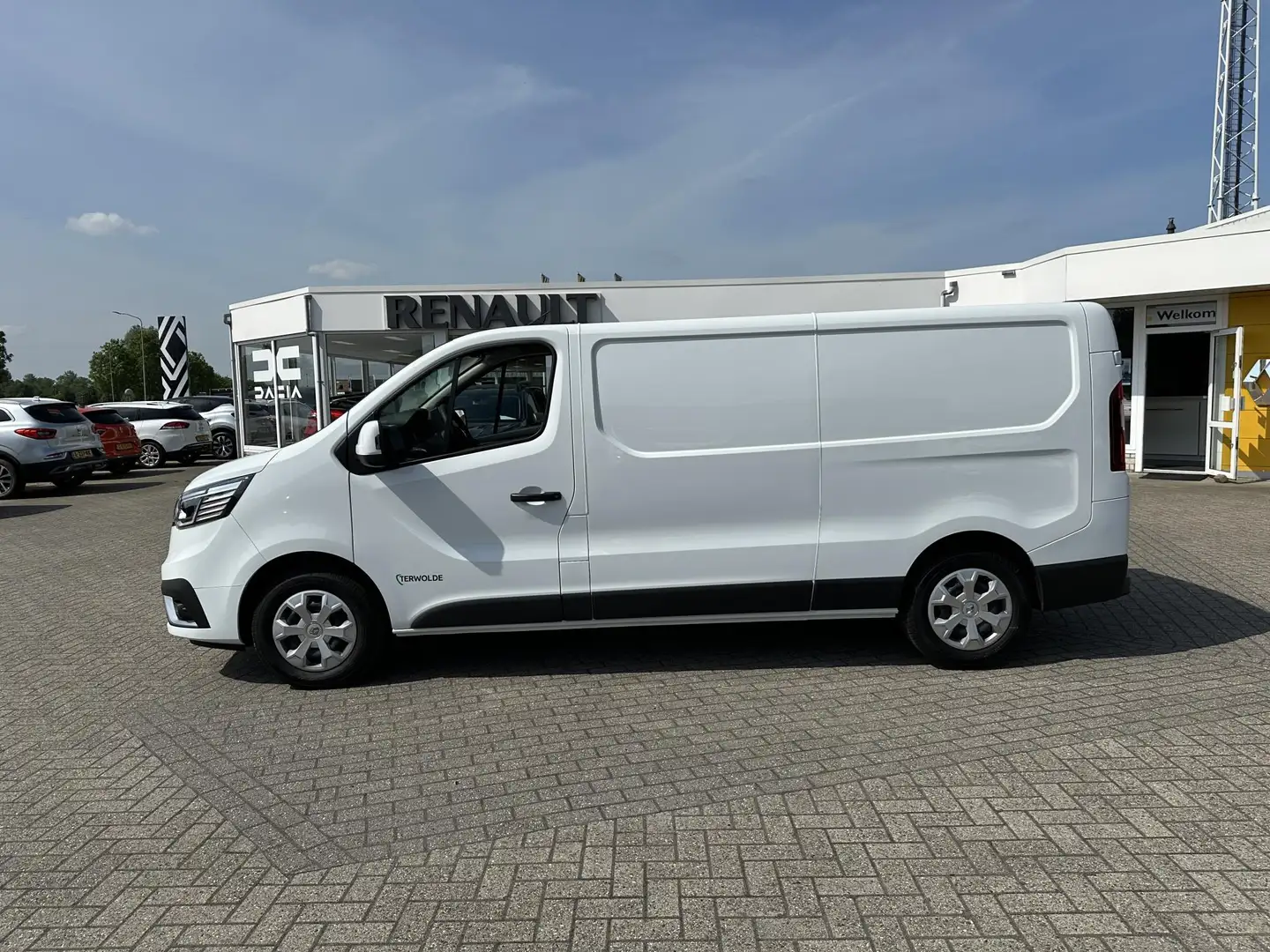 Renault Trafic L2H1 T30 GB dCi 130 Work Edition | Trekhaak | Navi Wit - 2