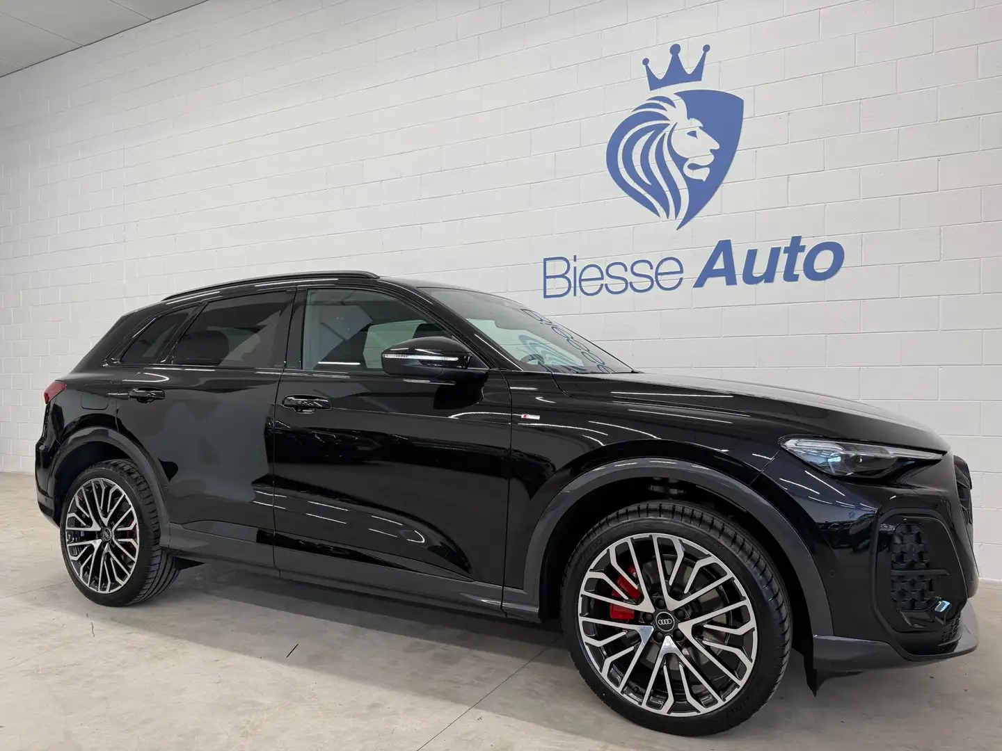 Audi Q5 40 TDI Launch Edition S-Line Quattro S-Tronic Nero - 1