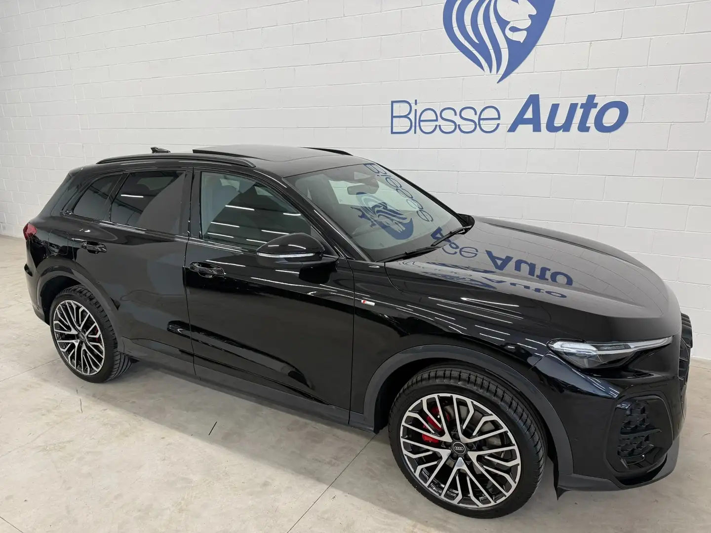 Audi Q5 40 TDI Launch Edition S-Line Quattro S-Tronic Nero - 2