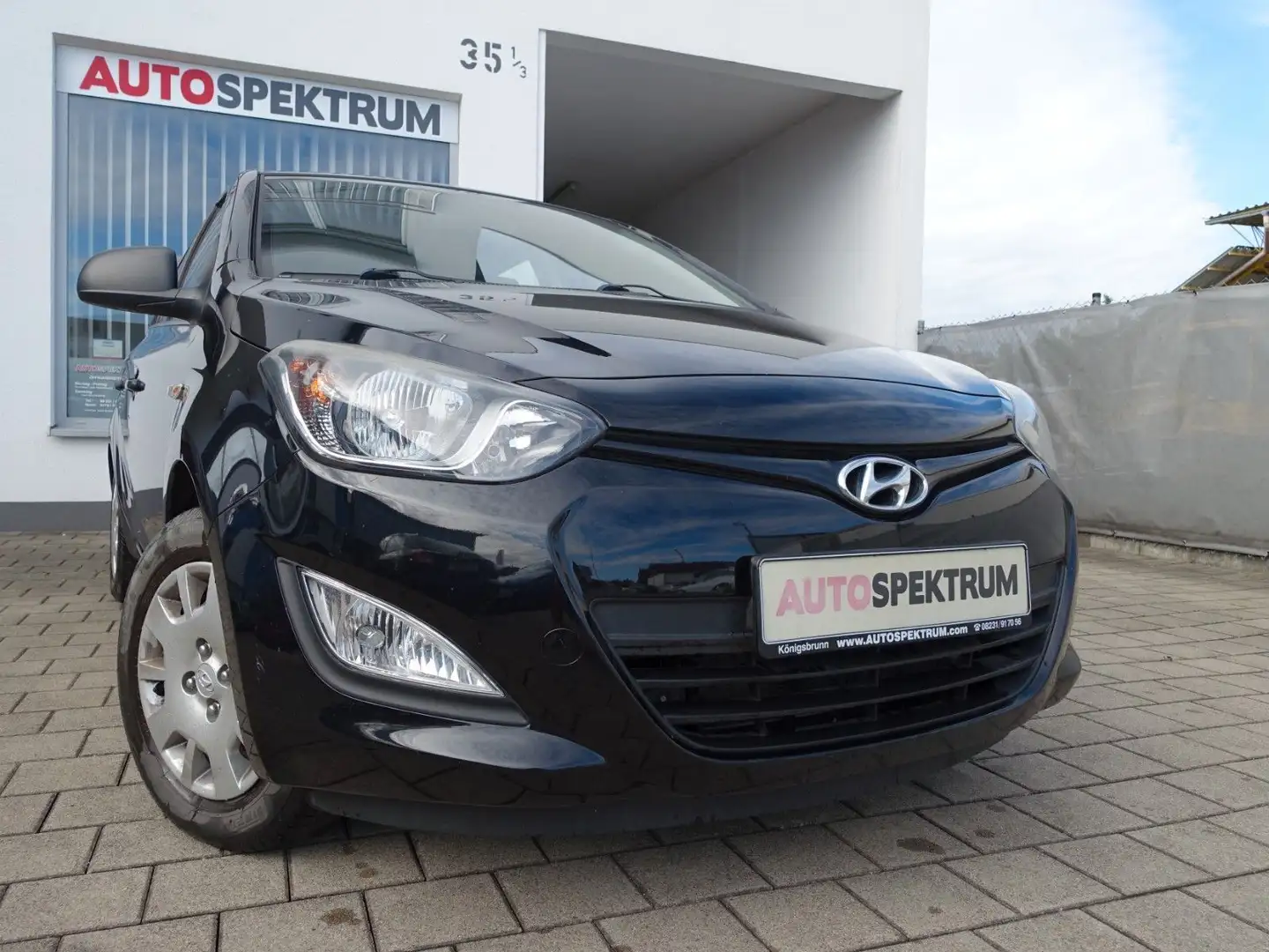 Hyundai i20 Classic TÜV NEU ! KLIMA Zwart - 1