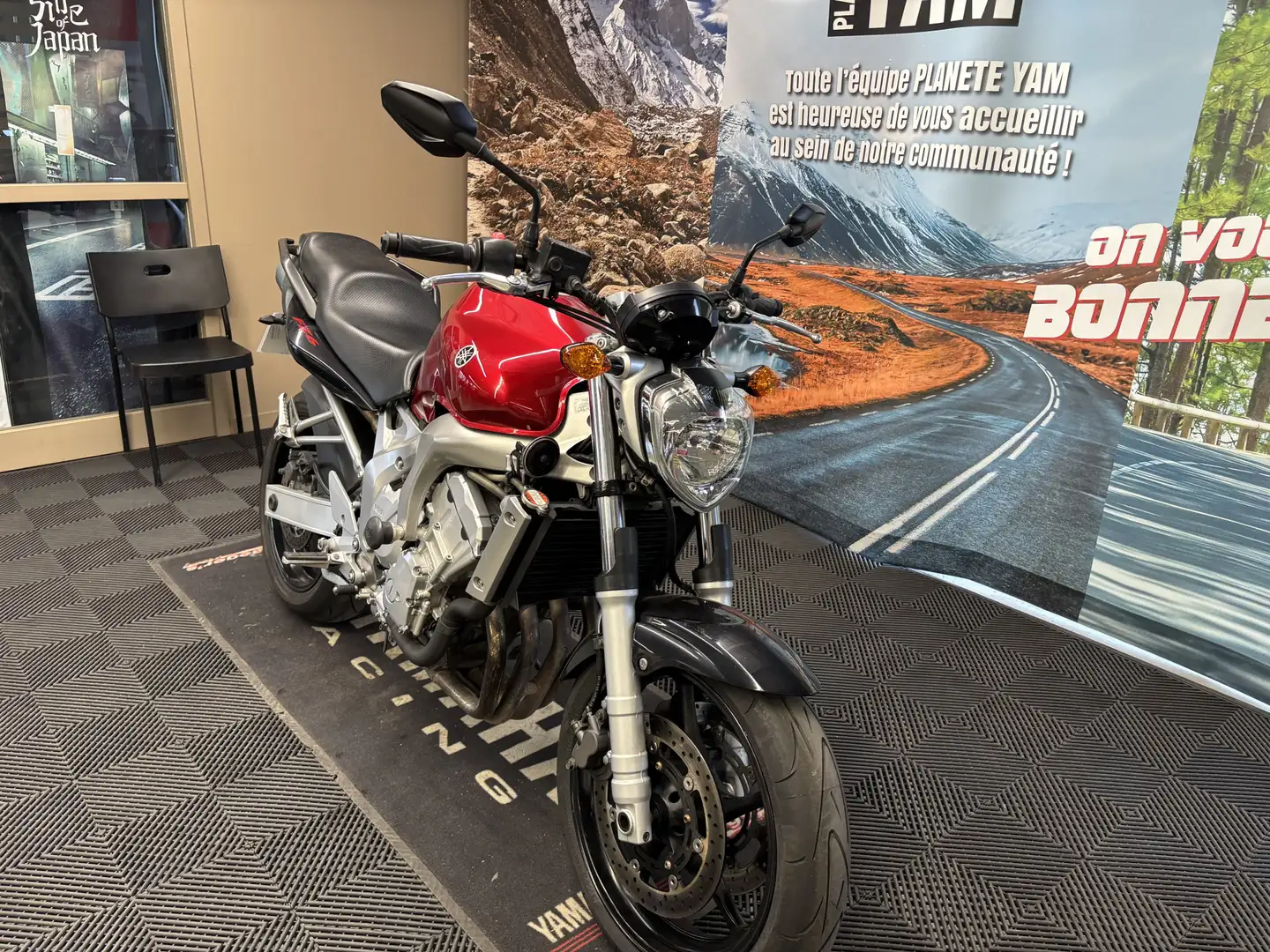 Yamaha FZ 6 Roşu - 2