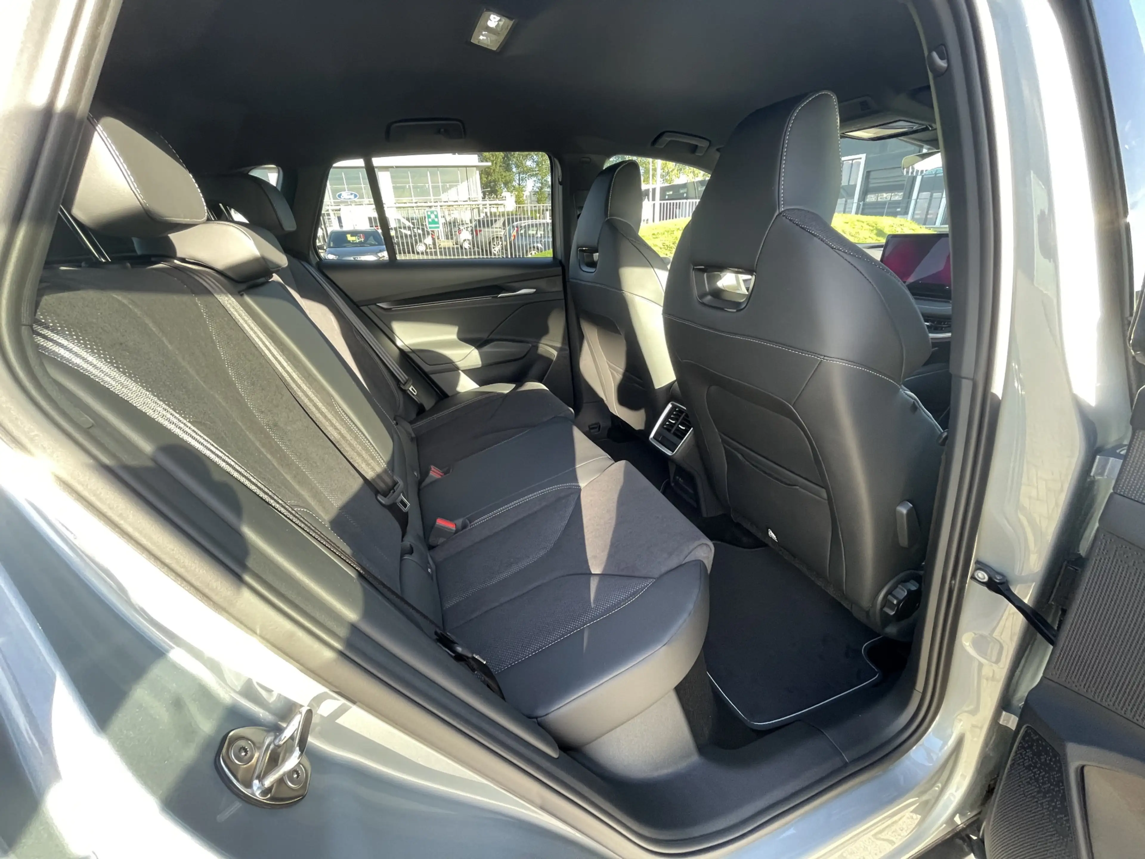 Skoda Elroq 60 Sportline | Plus pakket | Warmtepomp | OKTOBER — photo 9