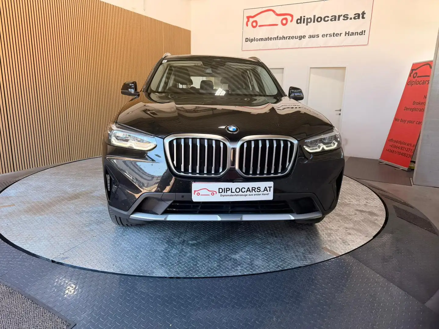 BMW X3 xDrive 20i Schwarz - 2