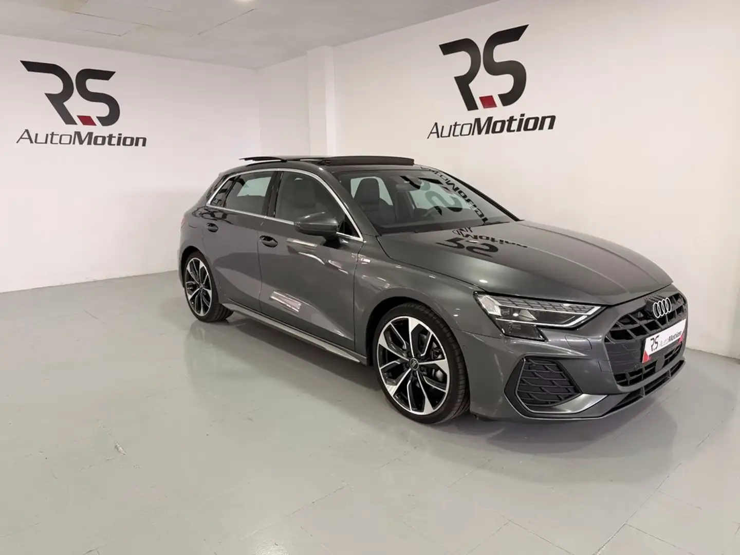 Audi A3 Sportback TDI S line S tronic 110kW Gris - 1