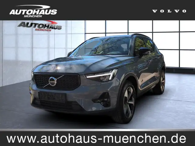 Volvo XC40 XC 40 Plus Dark 2WD Bluetooth Navi Vollleder Klima