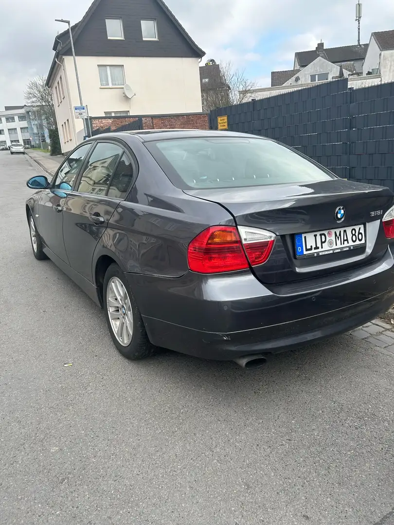 BMW 318 318i Grau - 2