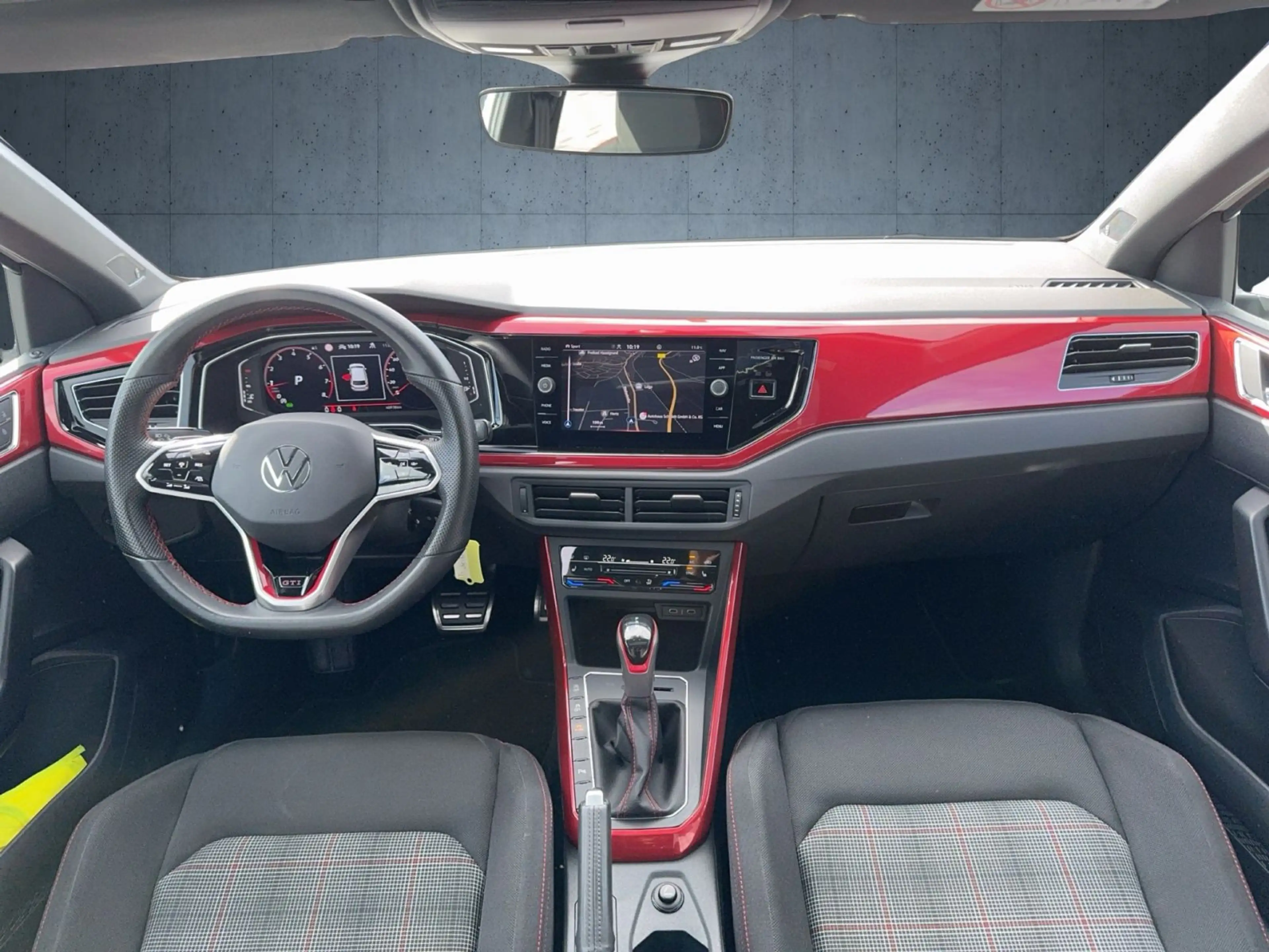 Volkswagen Polo GTI 2.0 TSI Pano/Nav/beats/Matrix/ACC/18" — photo 11