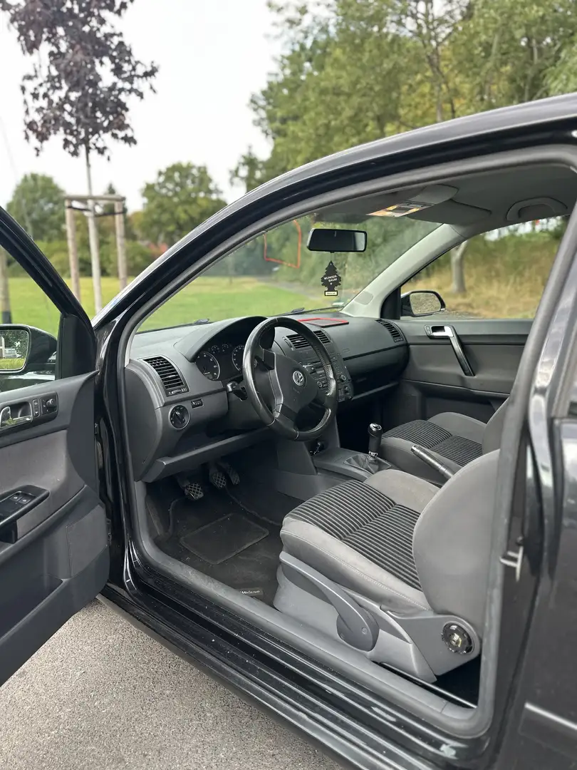 Volkswagen Polo 1.6 Sportline - 1