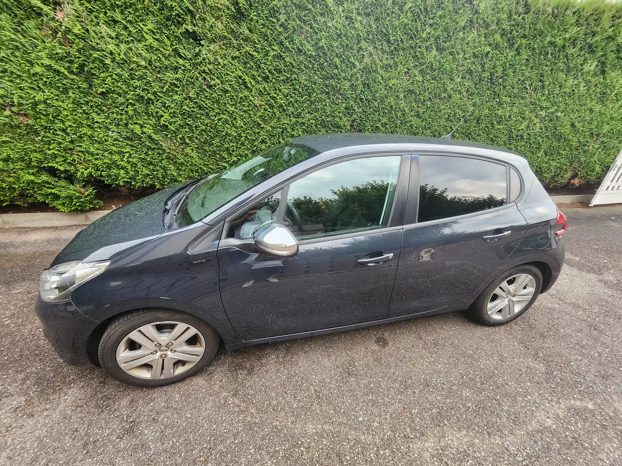 Peugeot 208 PureTech 82ch S