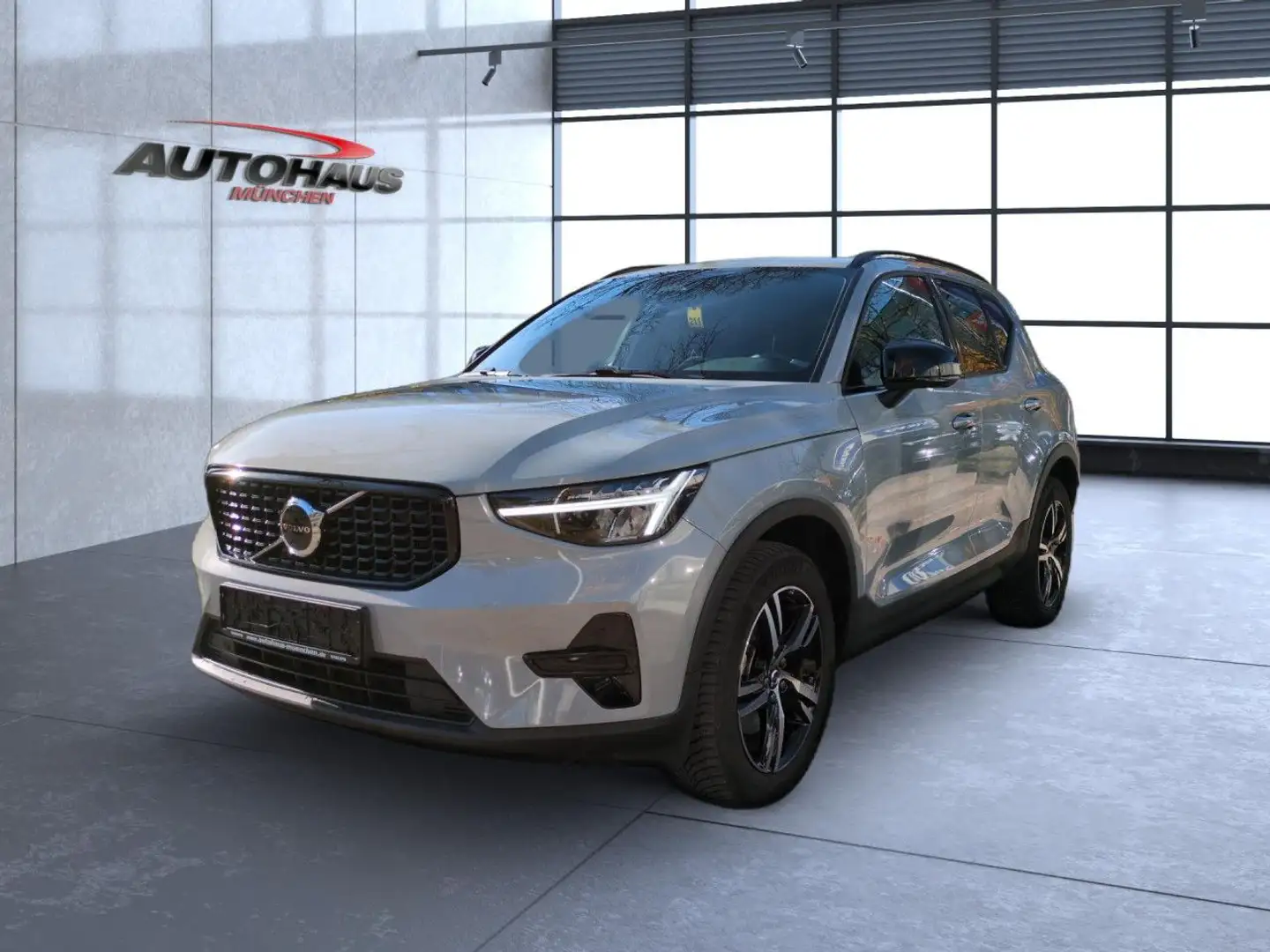 Volvo XC40 XC 40 Plus Dark 2WD Bluetooth LED Klima Grau - 2