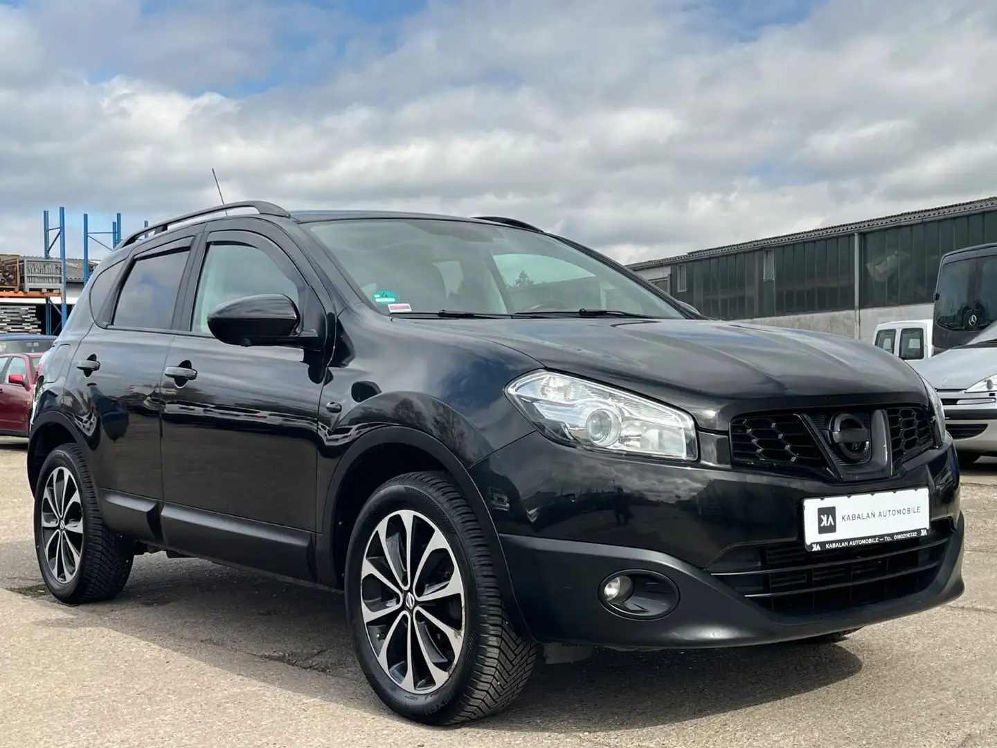 Nissan Qashqai 360°Kamera|Pano|18Zoll|Navi Schwarz - 1