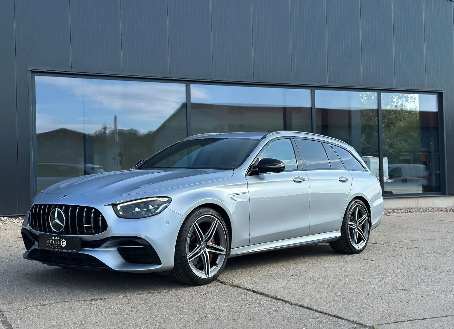 Mercedes-Benz E 63 AMG E-63 AMG S Performance Burmester Keramik STHZ Silber - 1