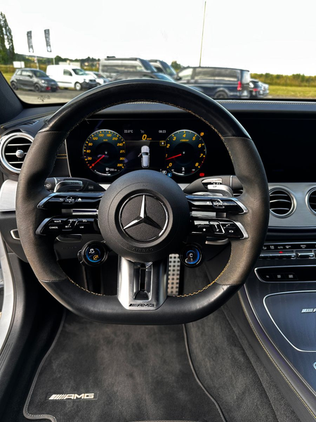 Mercedes-Benz E 63 AMG E-63 AMG S Performance Burmester Keramik STHZ — photo 15