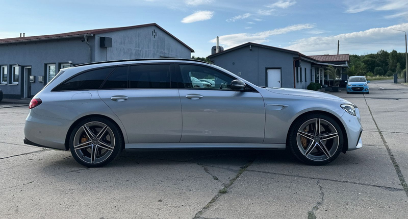 Mercedes-Benz E 63 AMG E-63 AMG S Performance Burmester Keramik STHZ — photo 5