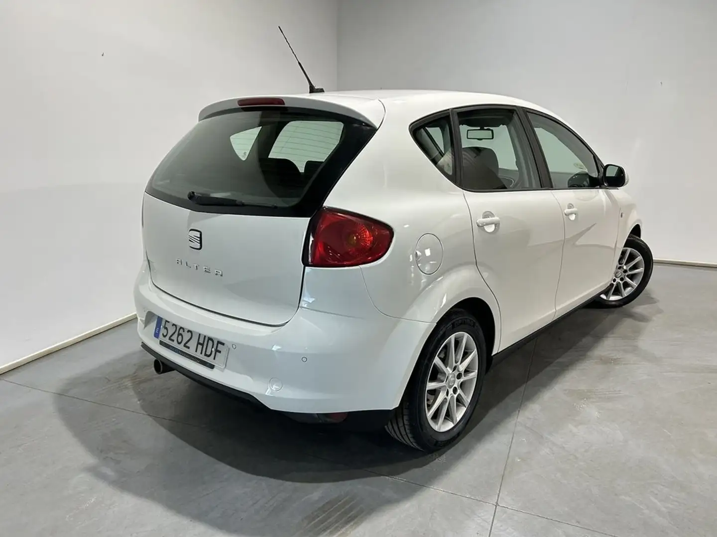 SEAT Altea 1.6 TDI 105cv Reference E-Ecomotive Blanco - 2