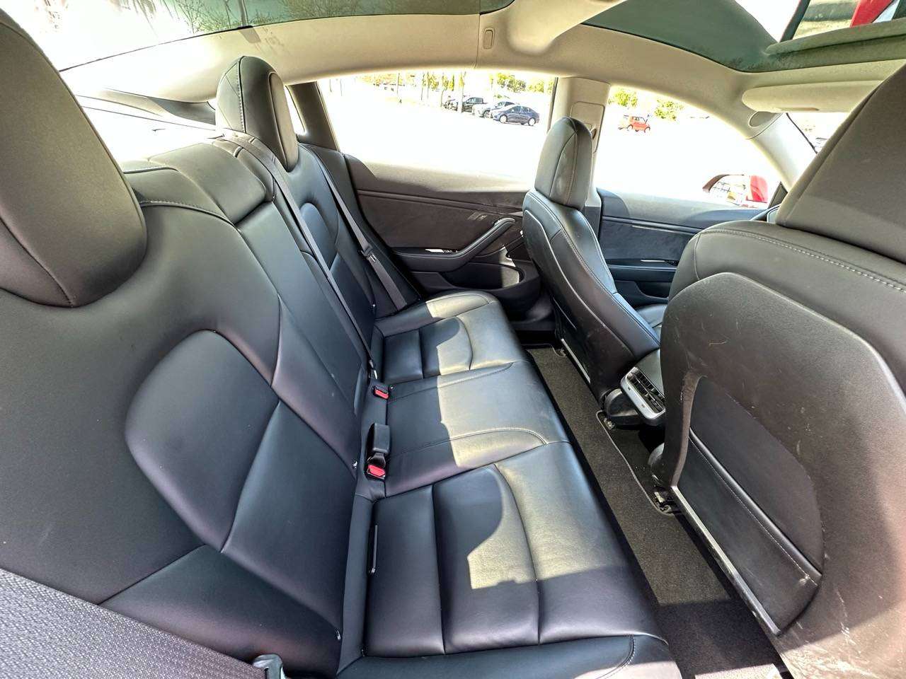 2018 Tesla Model 3 Long Range Single Motor RWD – Premium Upgrades alt 3