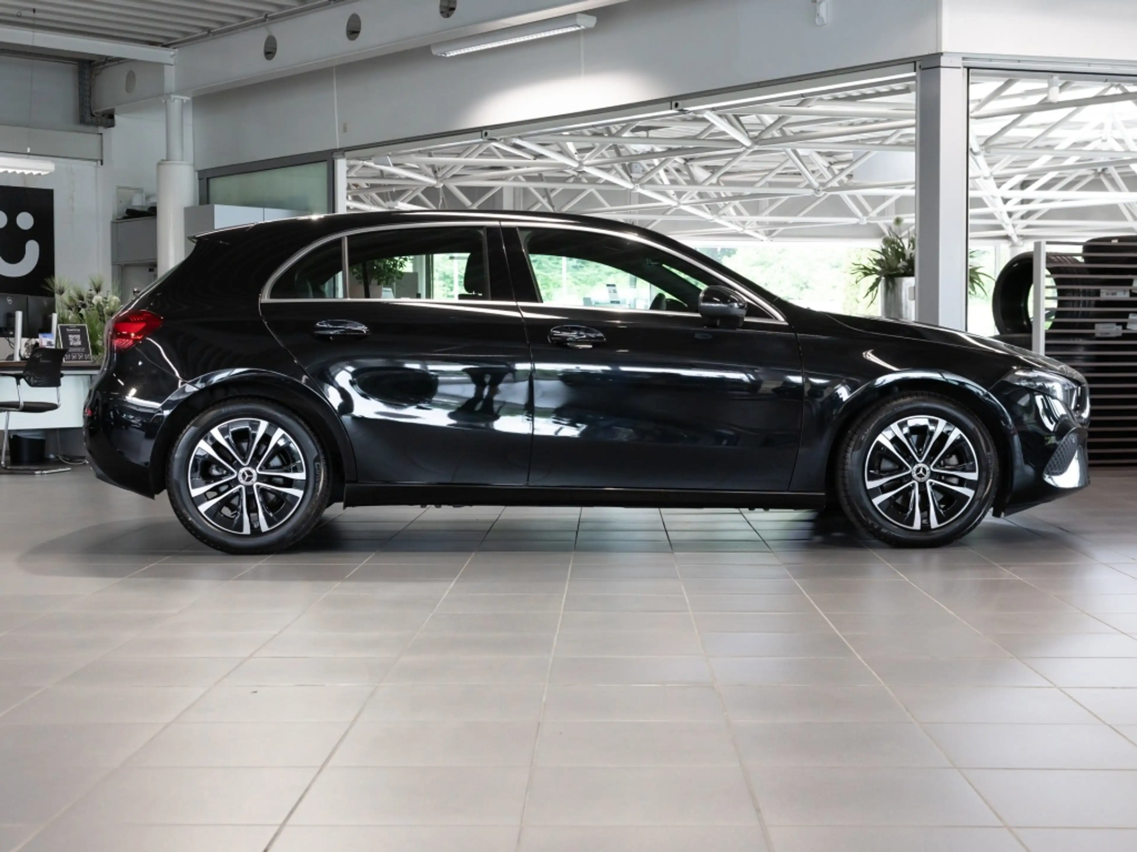 Mercedes-Benz A 200 d , PROGRESSIVE KAMERA SPUR PDC SHZ — photo 5