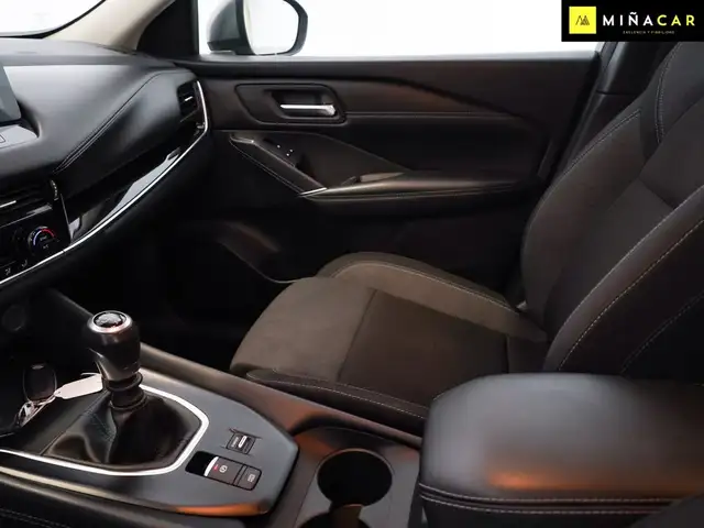 Nissan Qashqai view 25