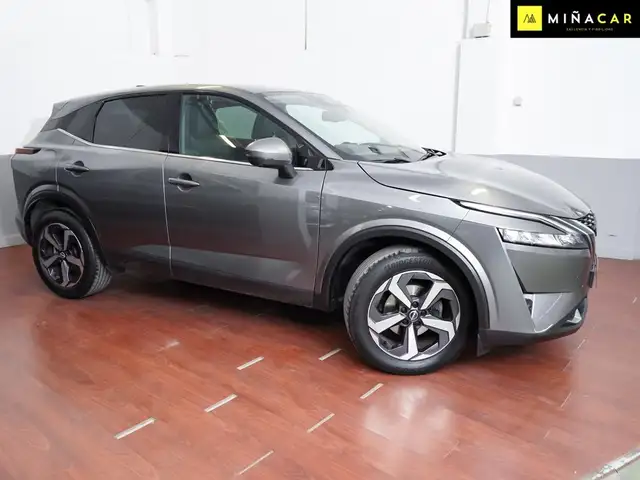 Nissan Qashqai view 3