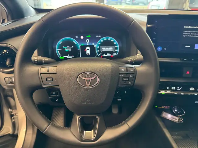 Toyota C-HR view 13