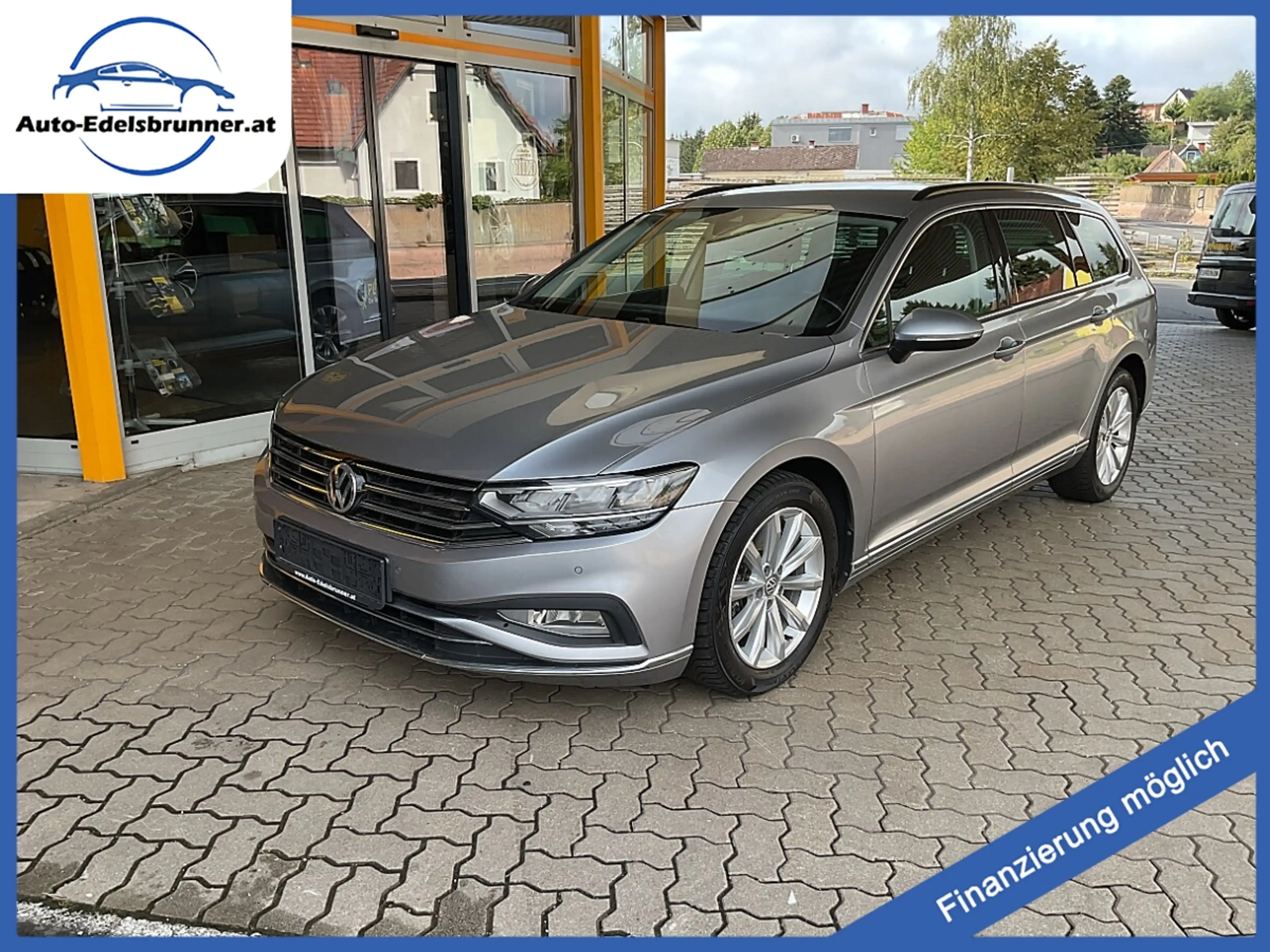 Volkswagen Passat Variant Elegance 2,0 SCR TDI 4Motion DSG*AHK*