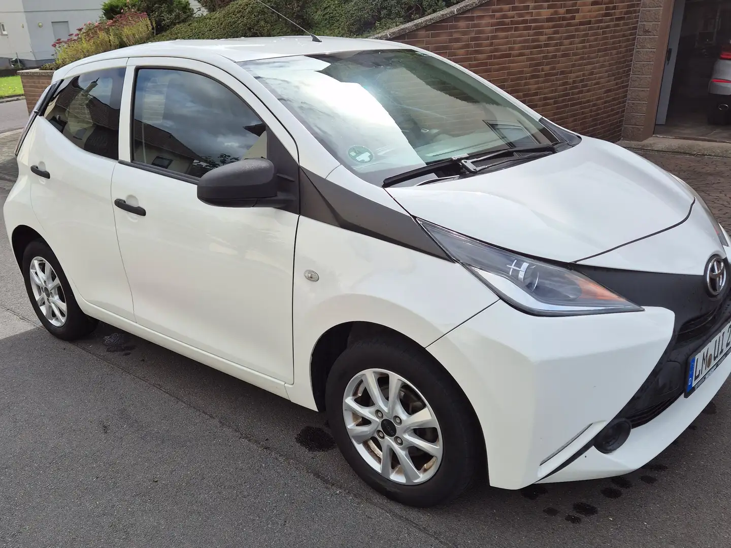 Toyota Aygo Aygo x Weiß - 2