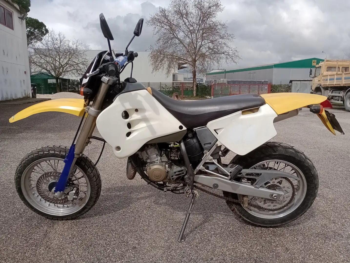 Husqvarna SM 125 Jaune - 1