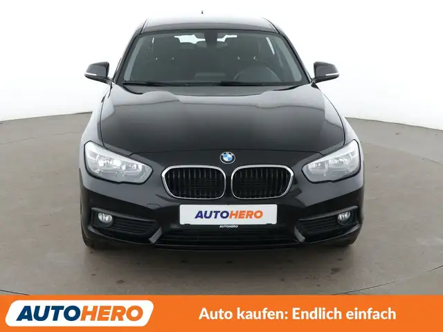 BMW 1 Series view 9