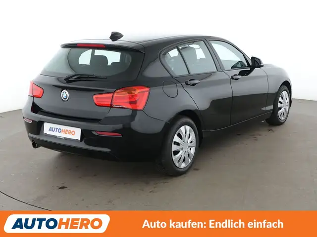 BMW 1 Series view 6
