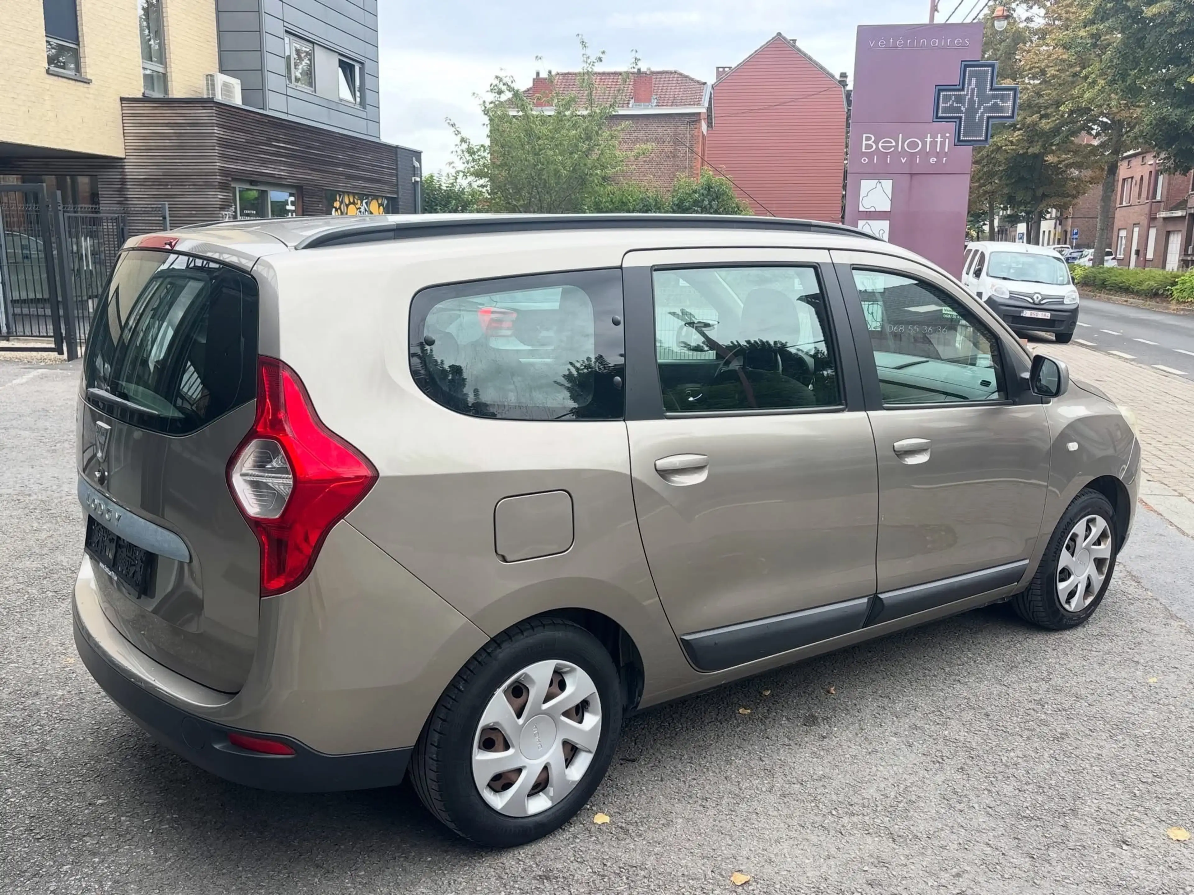 Dacia Lodgy Lodgy 1.5 dCi Ambiance 7pl. — photo 3