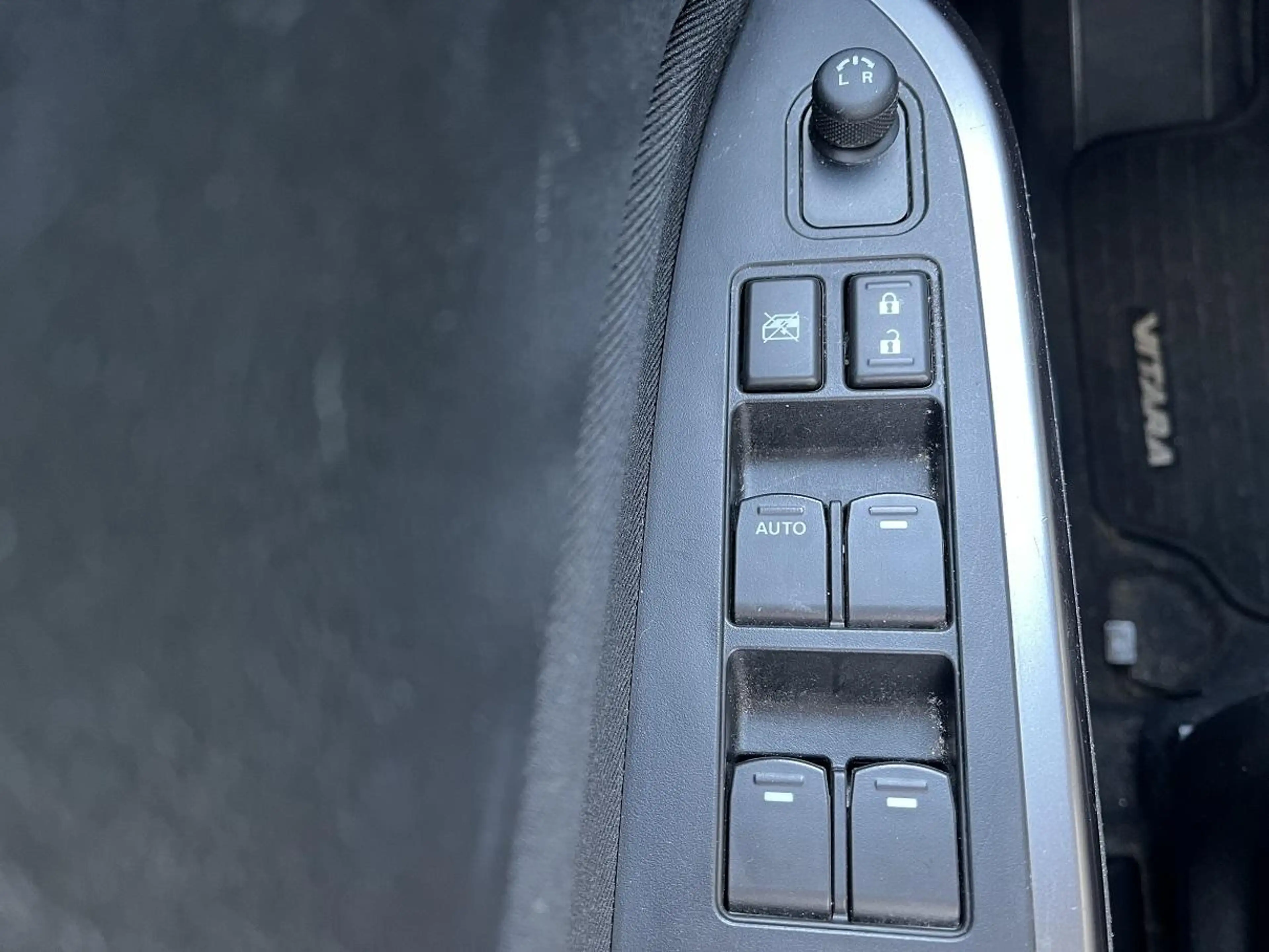 Suzuki Vitara 1.4 Boosterjet Select Smart Hybrid — photo 12